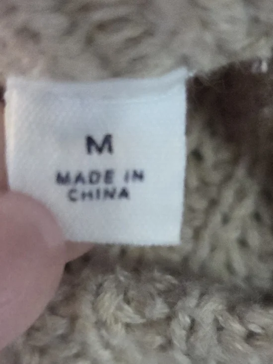 GAP Beige Crewneck Sweater with White Stripes Size Med - Picture 5 of 6